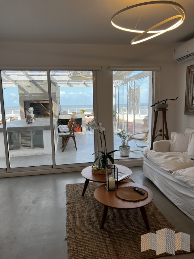 Apartamento ID.3346 - FRENTE AL MAR Y CON EXCELENTE VISTA 
