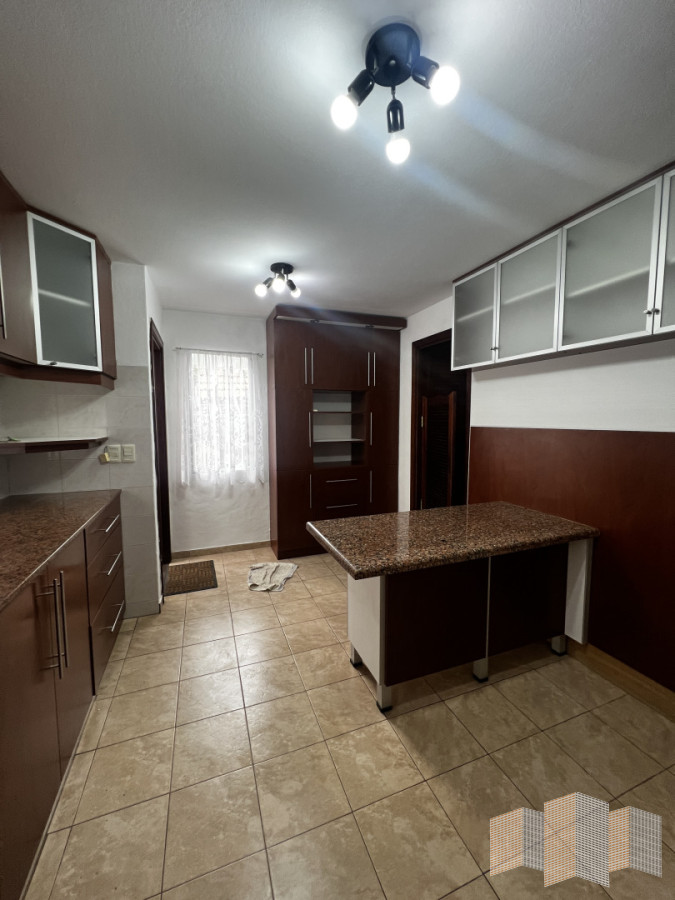 Casa ID.3439 - HERMOSA CASA EN ALQUILER POR TODO EL AÑO