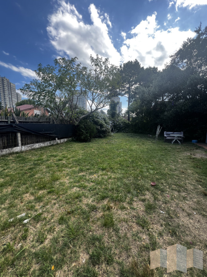 Casa ID.3417 - ESTRATEGICAMENTE UBICADA