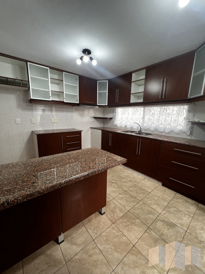 Casa ID.3439 - HERMOSA CASA EN ALQUILER POR TODO EL AÑO