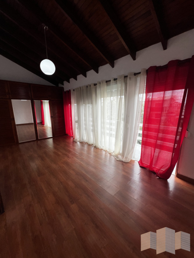 Casa ID.3439 - HERMOSA CASA EN ALQUILER POR TODO EL AÑO