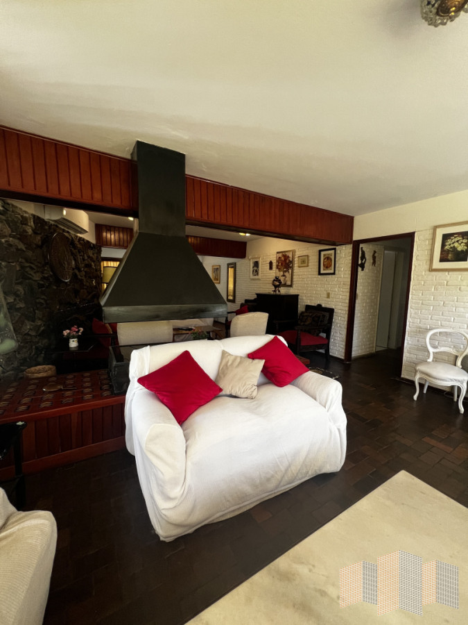 Casa ID.3418 - EN EL HERMOSO ENTORNO DE PLAYA MANSA