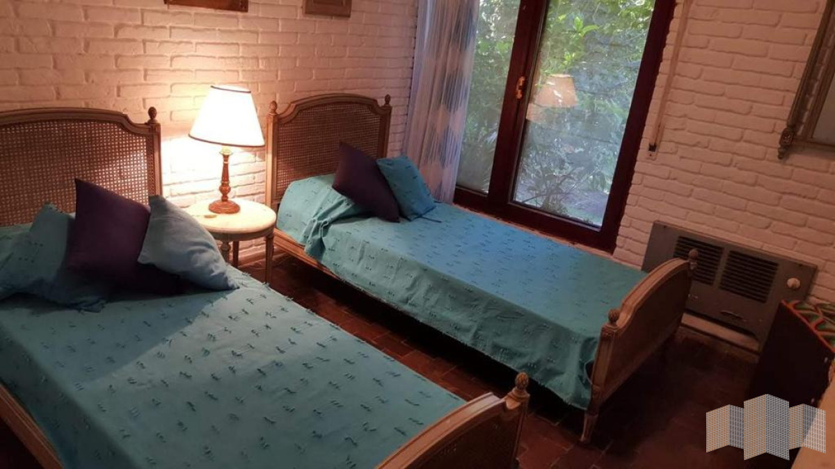 Casa ID.3418 - EN EL HERMOSO ENTORNO DE PLAYA MANSA