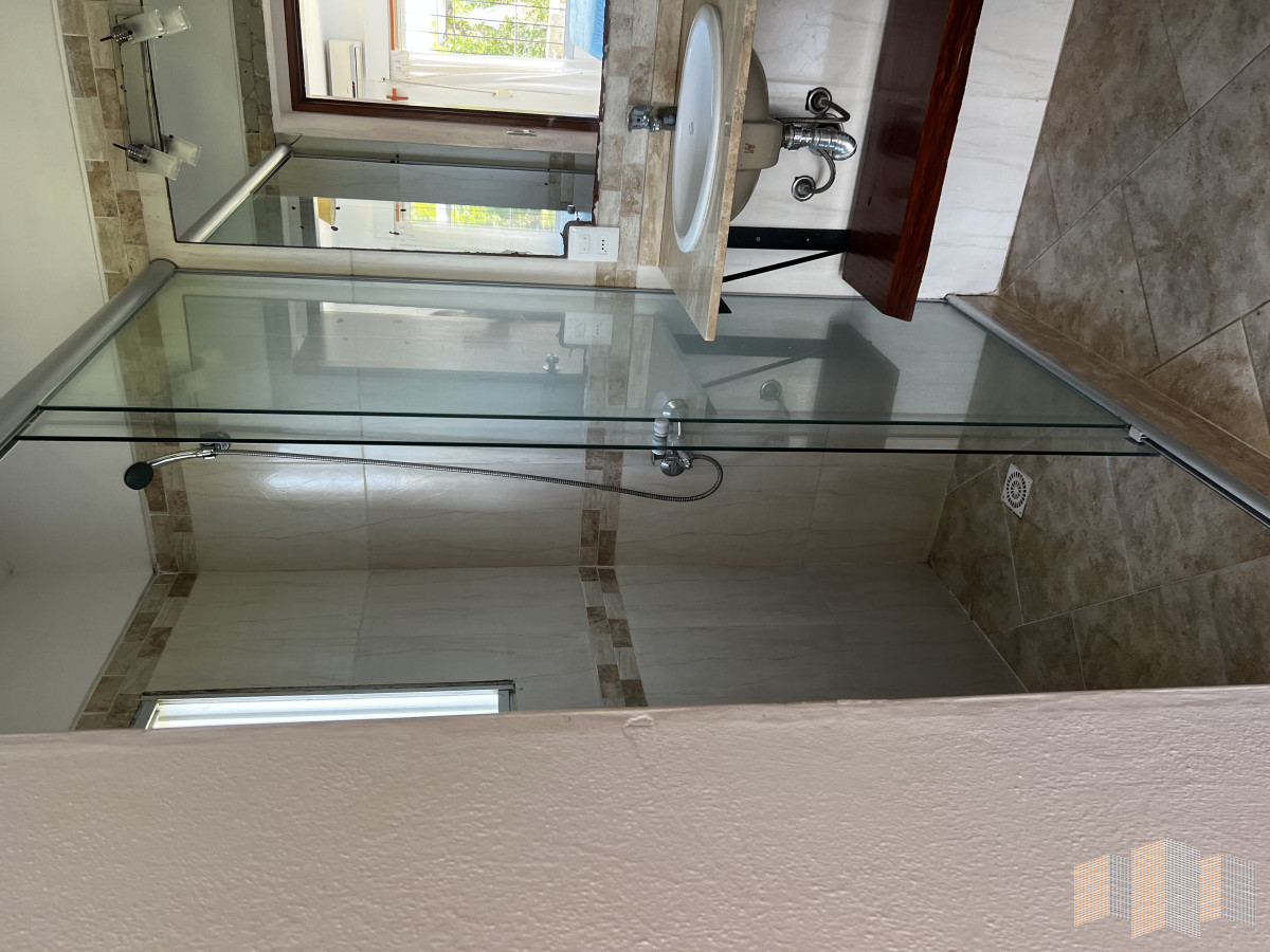 Casa ID.2728 - A METROS DE LA PLAYA