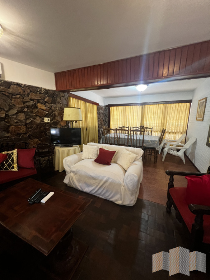 Casa ID.3418 - EN EL HERMOSO ENTORNO DE PLAYA MANSA