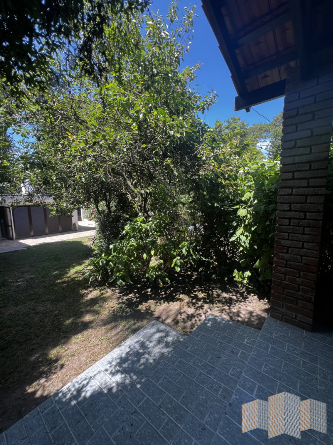 Casa ID.3418 - EN EL HERMOSO ENTORNO DE PLAYA MANSA