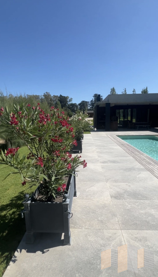 Casa ID.3420 - ELEGANCIA Y NATURALEZ A POCOS MINUTOS DEL MAR
