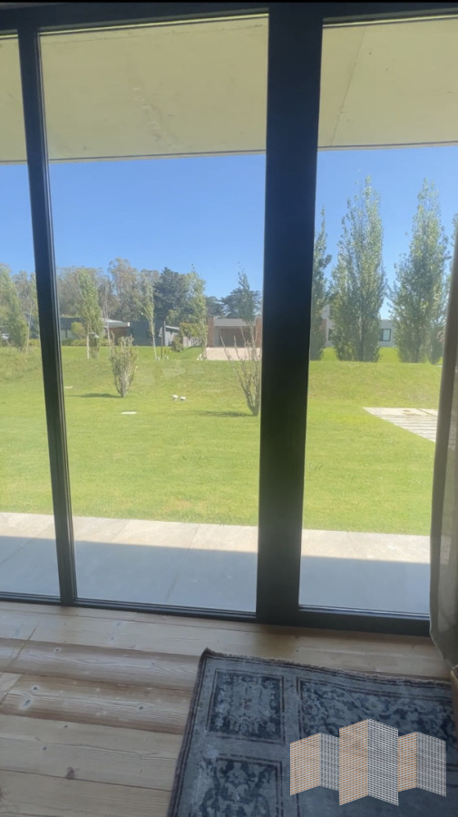 Casa ID.3420 - ELEGANCIA Y NATURALEZ A POCOS MINUTOS DEL MAR