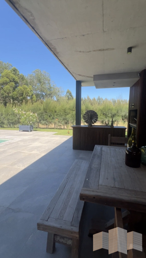 Casa ID.3420 - ELEGANCIA Y NATURALEZ A POCOS MINUTOS DEL MAR
