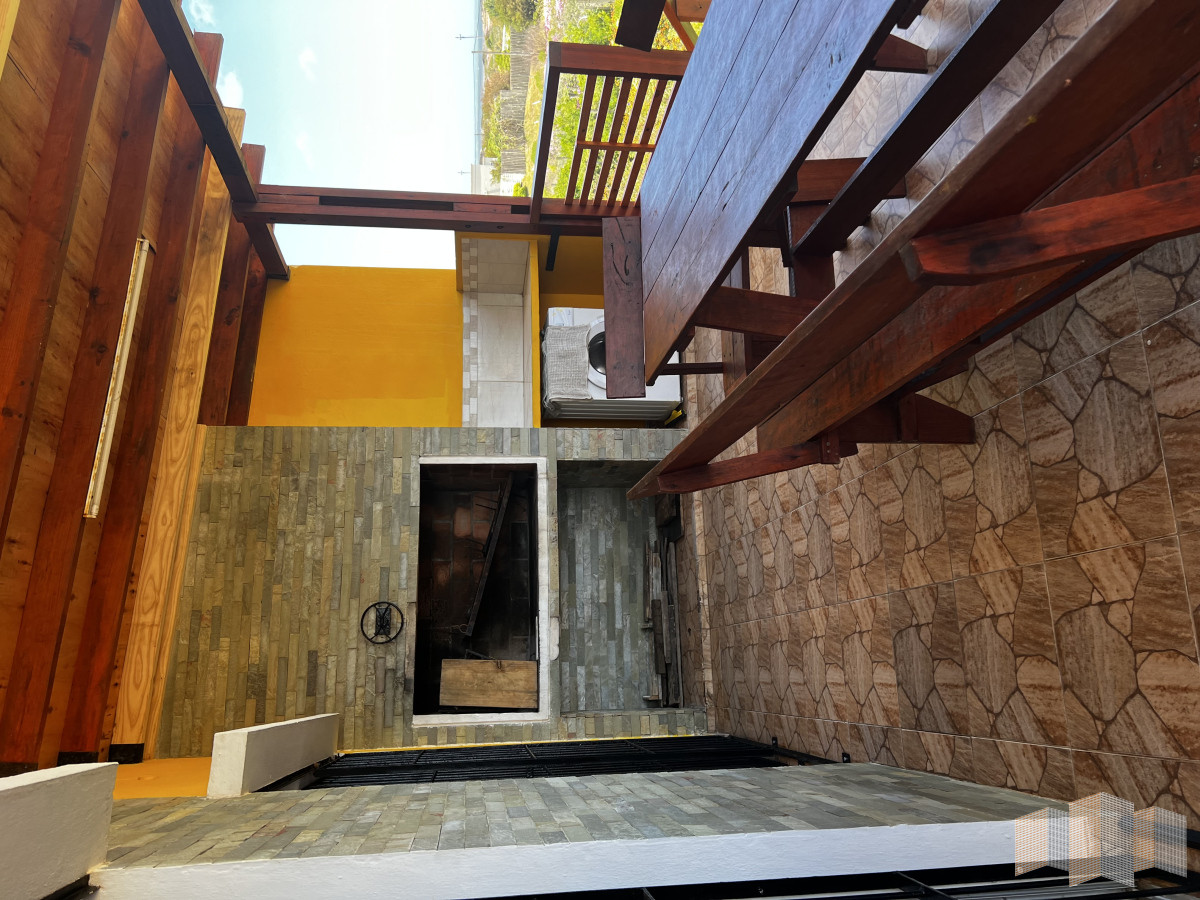 Casa ID.2728 - A METROS DE LA PLAYA