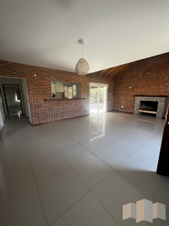 Casa ID.2816 - HERMOSA CASA EN ALQUILER POR TODO EL AÑO 