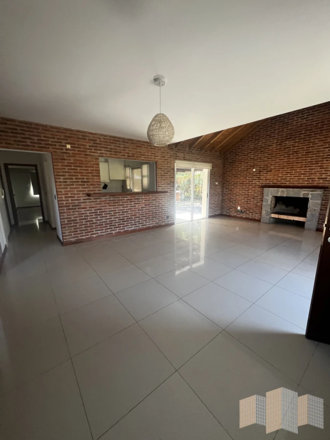Casa ID.2816 - HERMOSA CASA EN ALQUILER POR TODO EL AÑO 