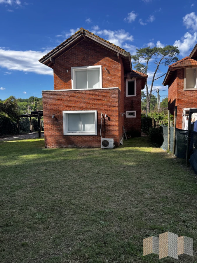 Casa ID.2816 - HERMOSA CASA EN ALQUILER POR TODO EL AÑO 