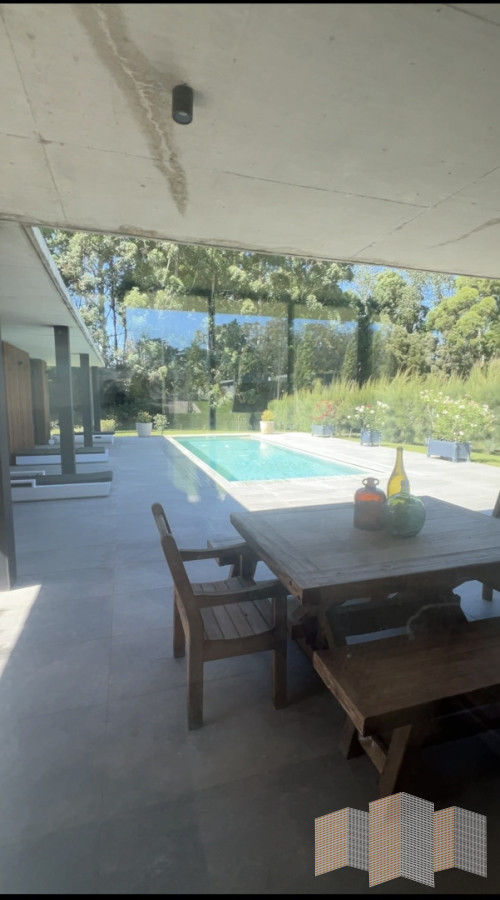 Casa ID.3420 - ELEGANCIA Y NATURALEZ A POCOS MINUTOS DEL MAR