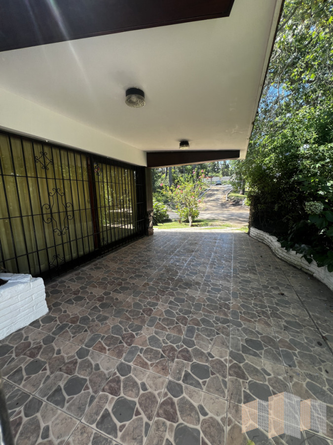 Casa ID.3418 - EN EL HERMOSO ENTORNO DE PLAYA MANSA