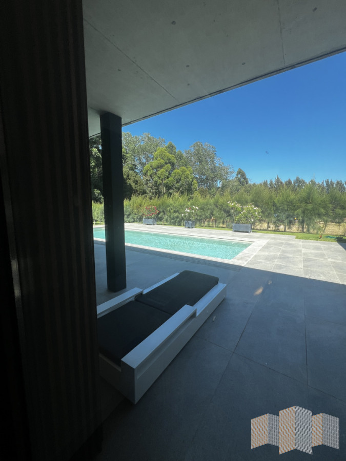 Casa ID.3420 - ELEGANCIA Y NATURALEZ A POCOS MINUTOS DEL MAR