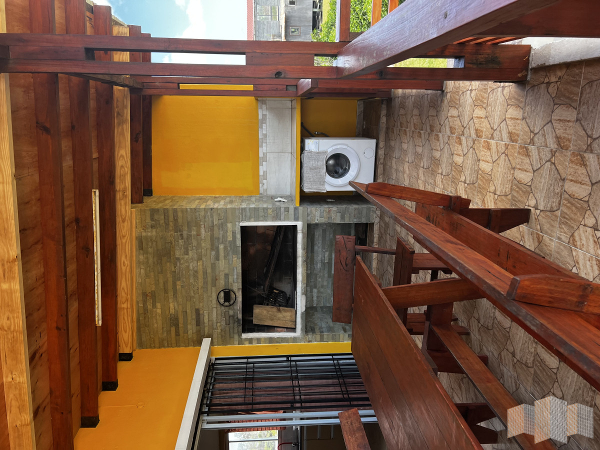 Casa ID.2728 - A METROS DE LA PLAYA