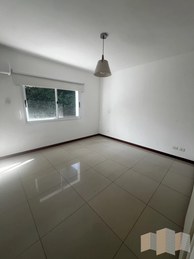 Casa ID.2816 - HERMOSA CASA EN ALQUILER POR TODO EL AÑO 
