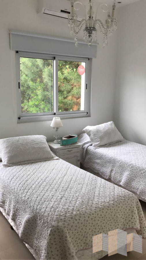 Casa ID.3271 - HERMOSA CASA EN ALTOS DE MONTOYA 