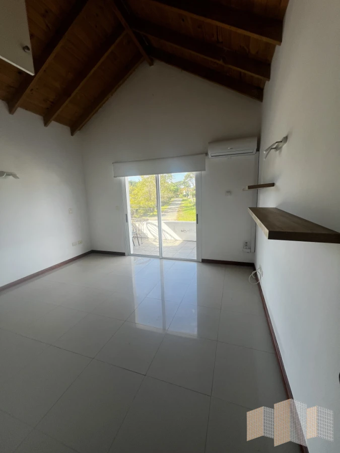 Casa ID.2816 - HERMOSA CASA EN ALQUILER POR TODO EL AÑO 