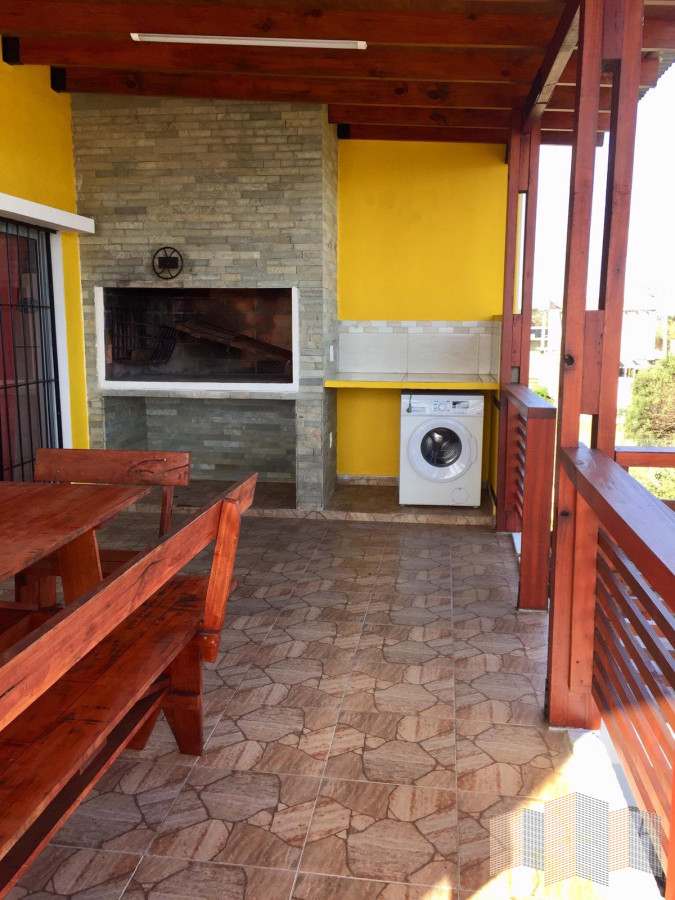 Casa ID.2728 - A METROS DE LA PLAYA