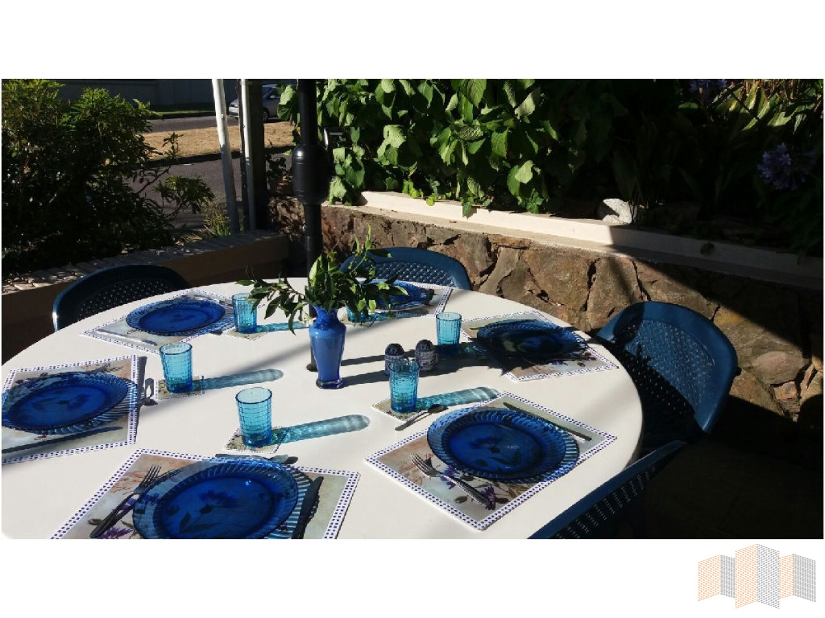 Casa ID.2810 - A METROS DE LA PLAYA 