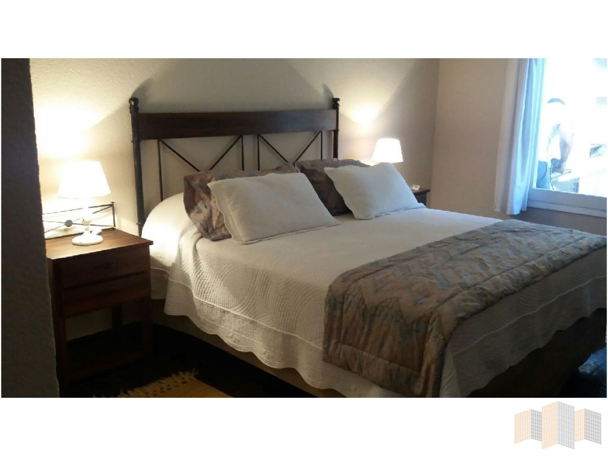 Casa ID.2810 - A METROS DE LA PLAYA 