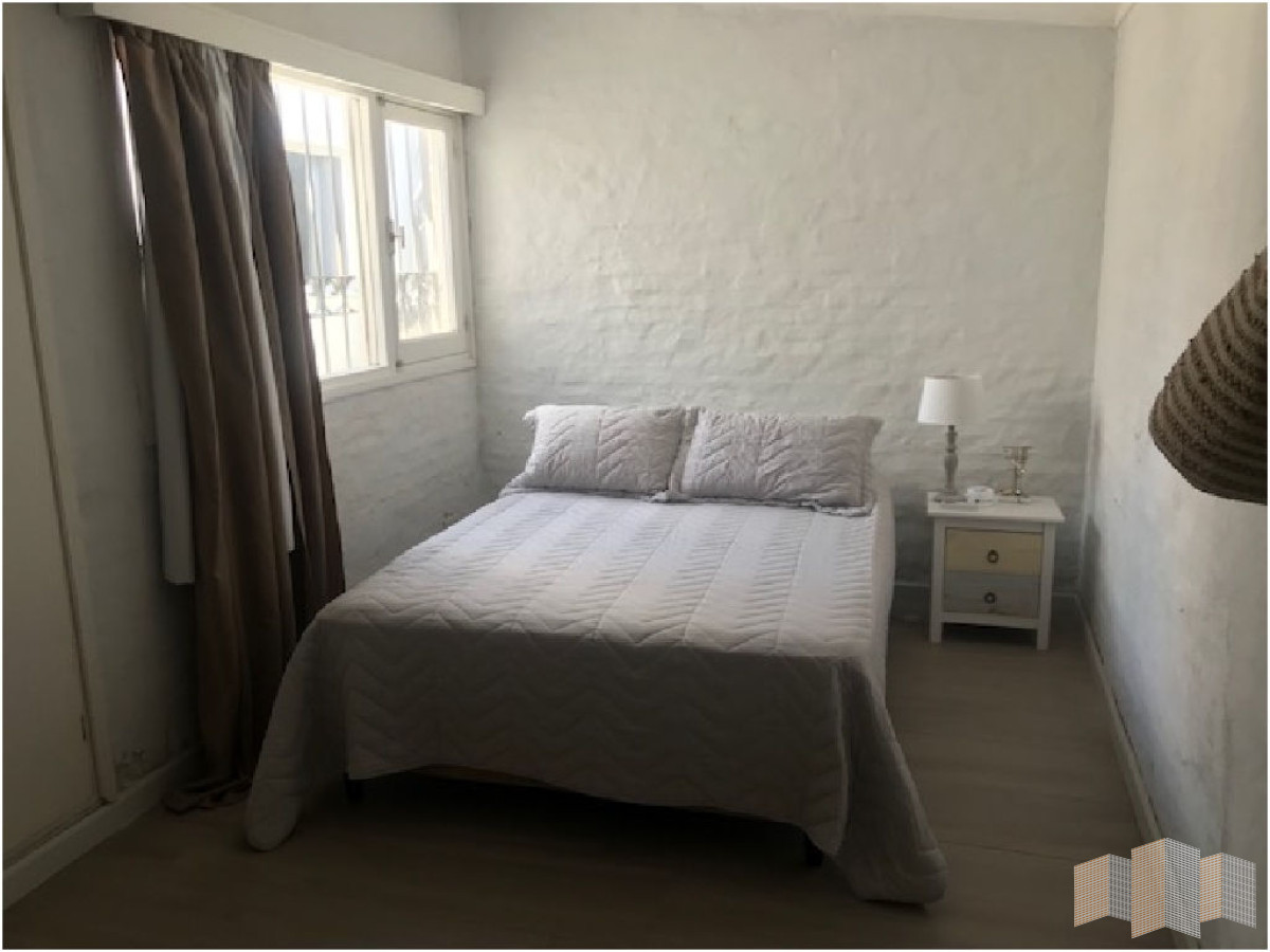 Casa ID.2814 - A METROS DE LA PLAYA 