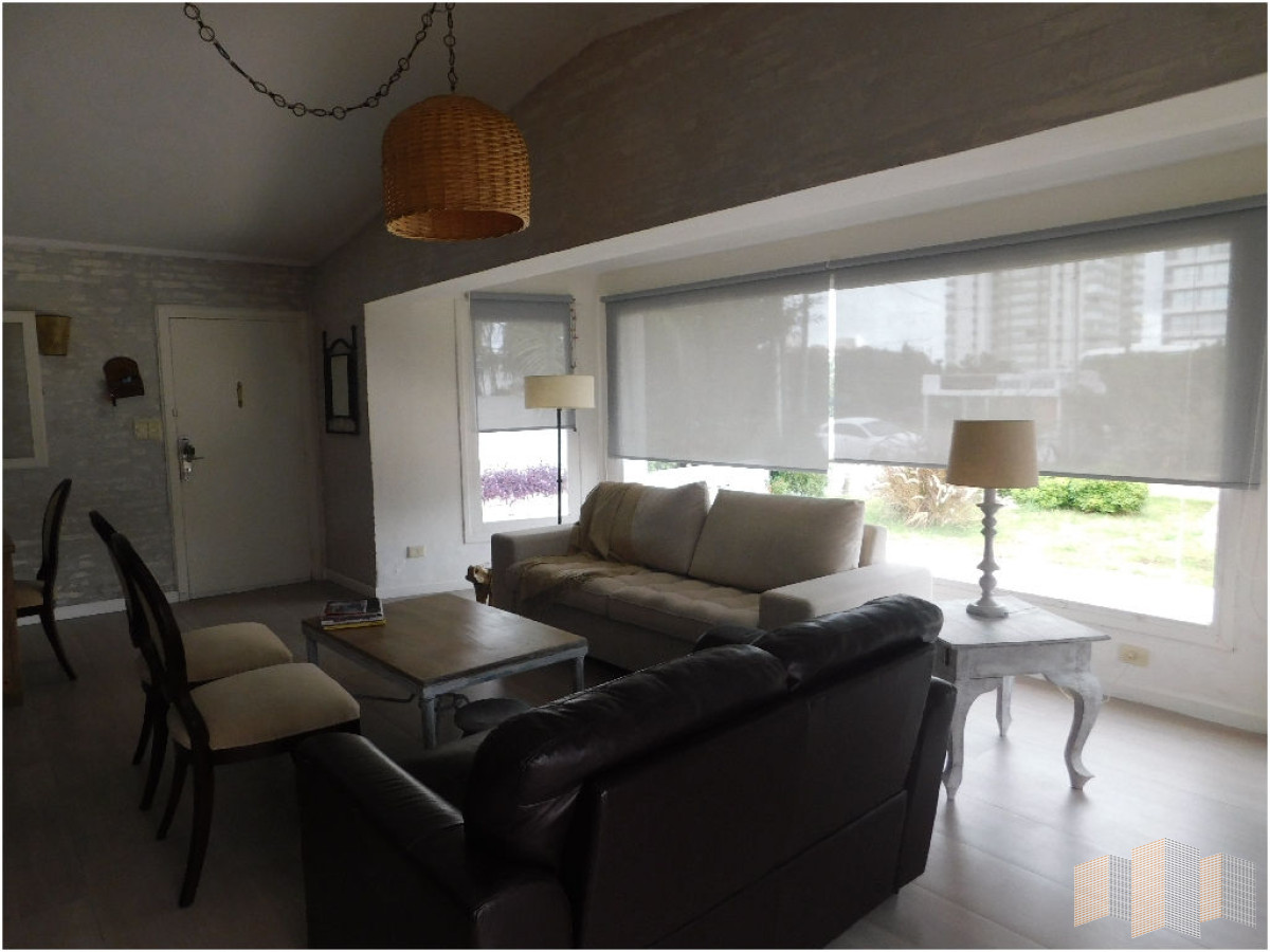 Casa ID.2814 - A METROS DE LA PLAYA 