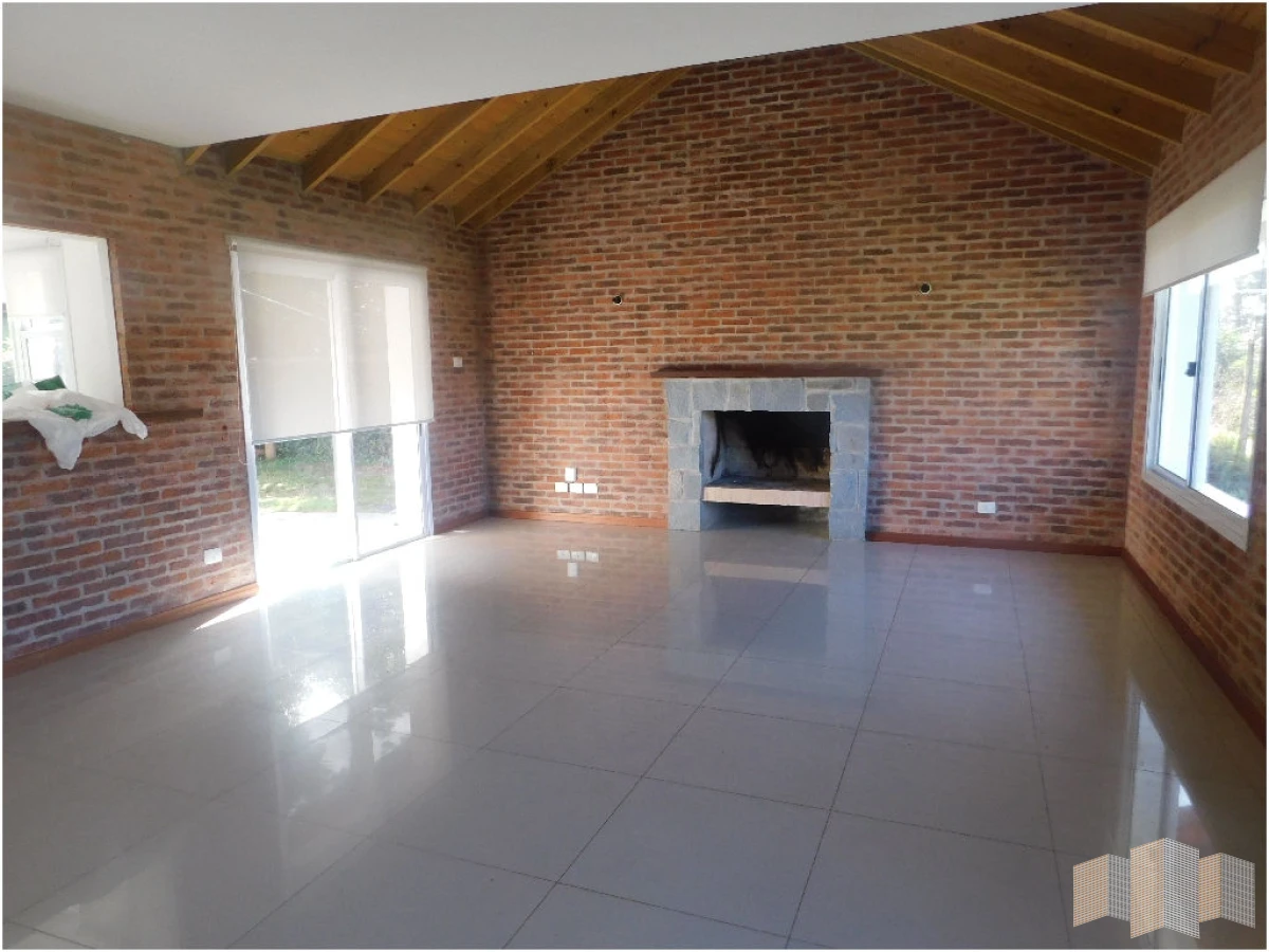 Casa ID.2816 - HERMOSA CASA EN ALQUILER POR TODO EL AÑO 