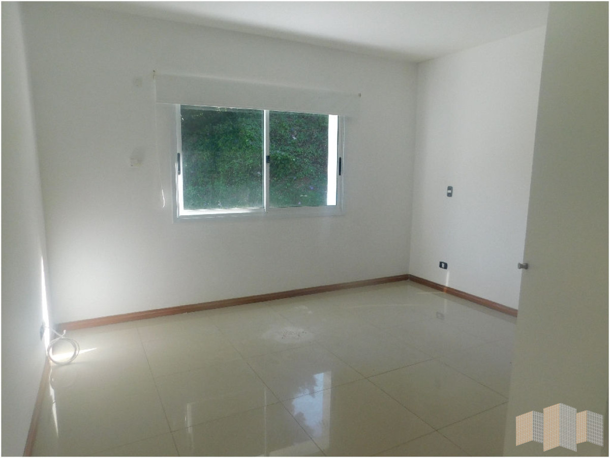 Casa ID.2816 - HERMOSA CASA EN ALQUILER POR TODO EL AÑO 