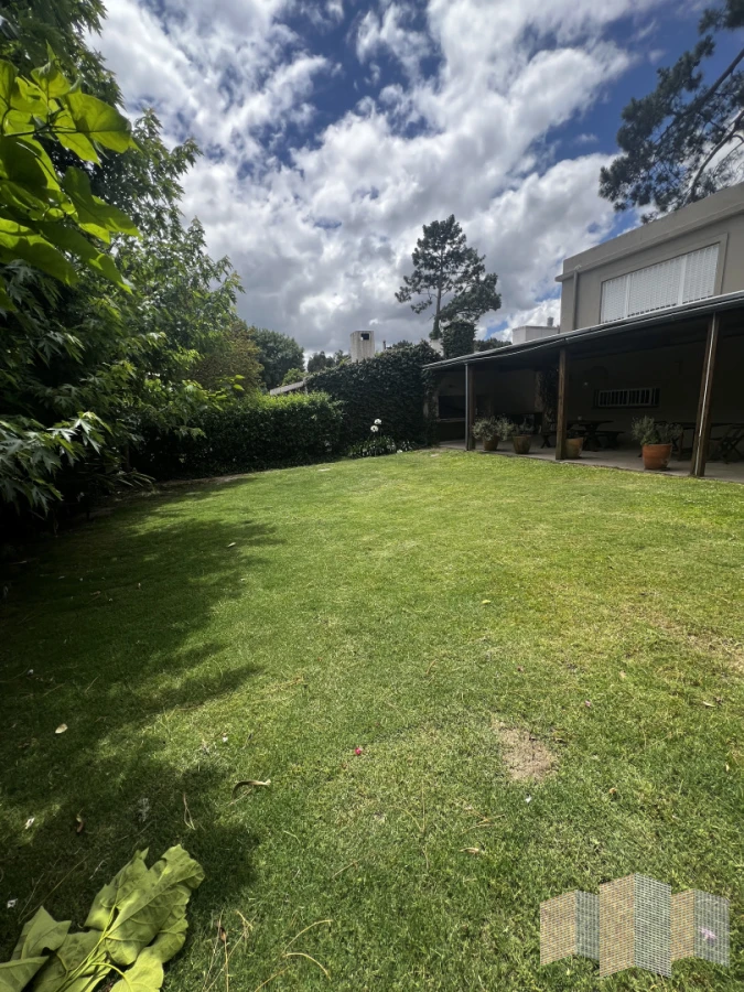 Casa ID.3409 - EN UNA DE LAS ZONAS MAS LINDAS DE PLAYA BRAVA 