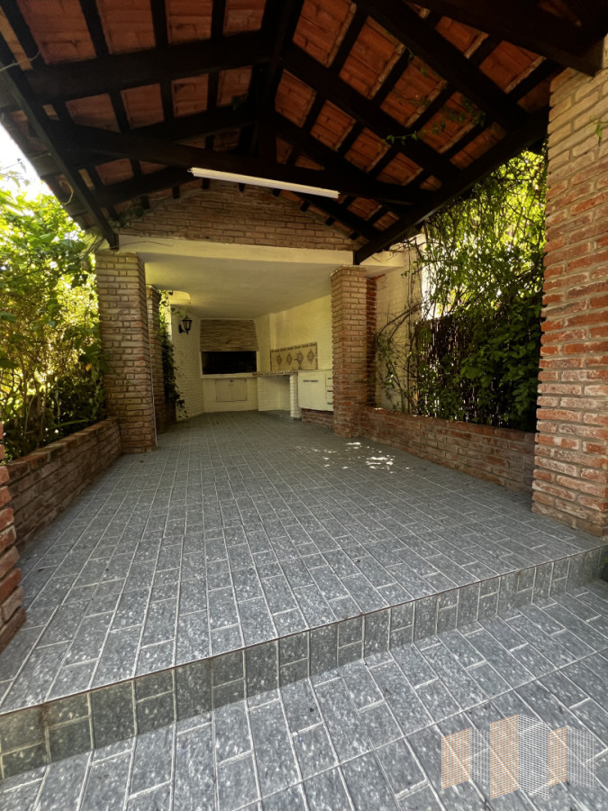 Casa ID.3418 - EN EL HERMOSO ENTORNO DE PLAYA MANSA