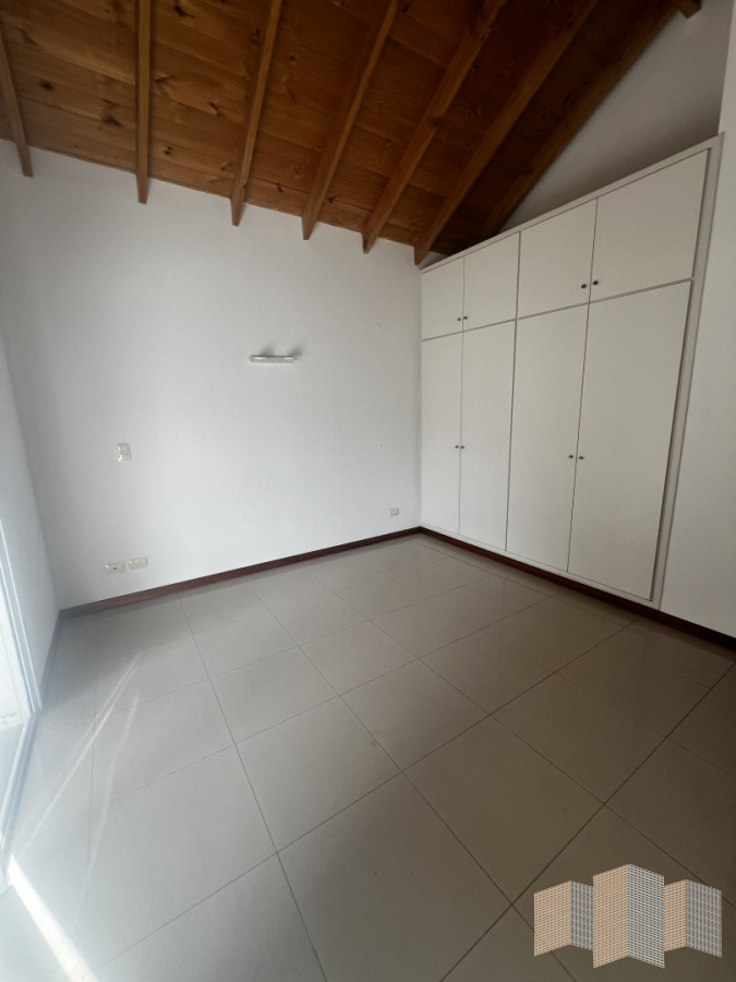Casa ID.2816 - HERMOSA CASA EN ALQUILER POR TODO EL AÑO 