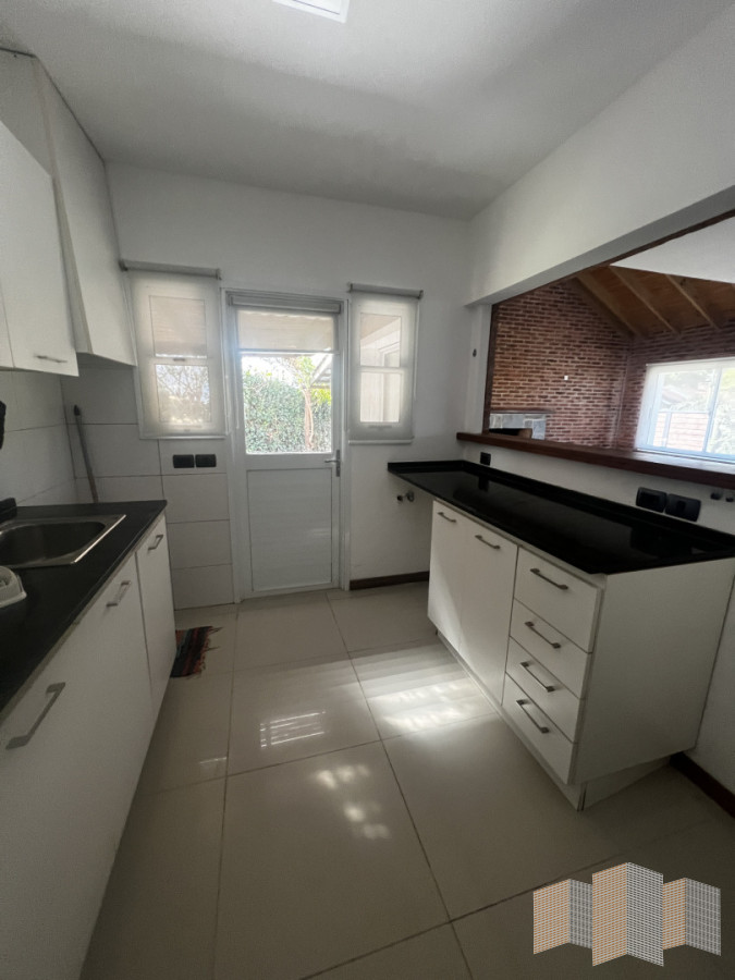 Casa ID.2816 - HERMOSA CASA EN ALQUILER POR TODO EL AÑO 