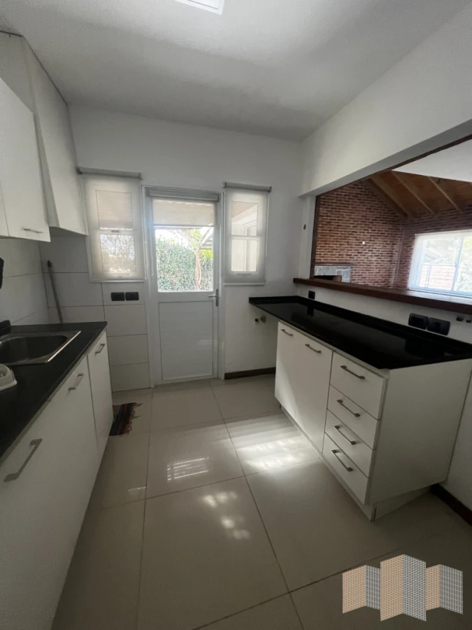 Casa ID.2816 - HERMOSA CASA EN ALQUILER POR TODO EL AÑO 