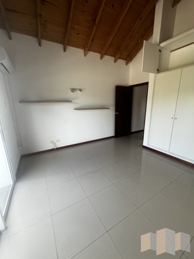 Casa ID.2816 - HERMOSA CASA EN ALQUILER POR TODO EL AÑO 
