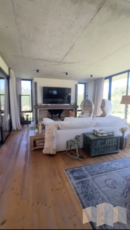 Casa ID.3420 - ELEGANCIA Y NATURALEZ A POCOS MINUTOS DEL MAR