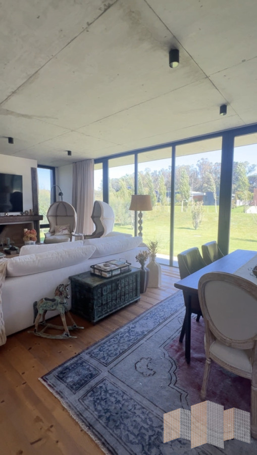 Casa ID.3420 - ELEGANCIA Y NATURALEZ A POCOS MINUTOS DEL MAR
