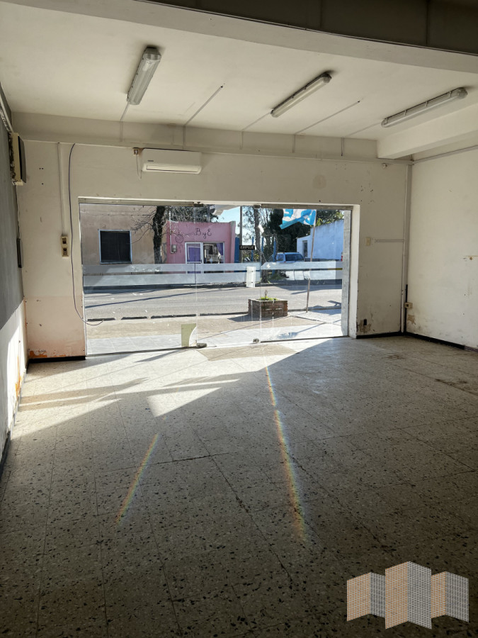 Local Comercial ID.3126 - Imperdible oportunidad 