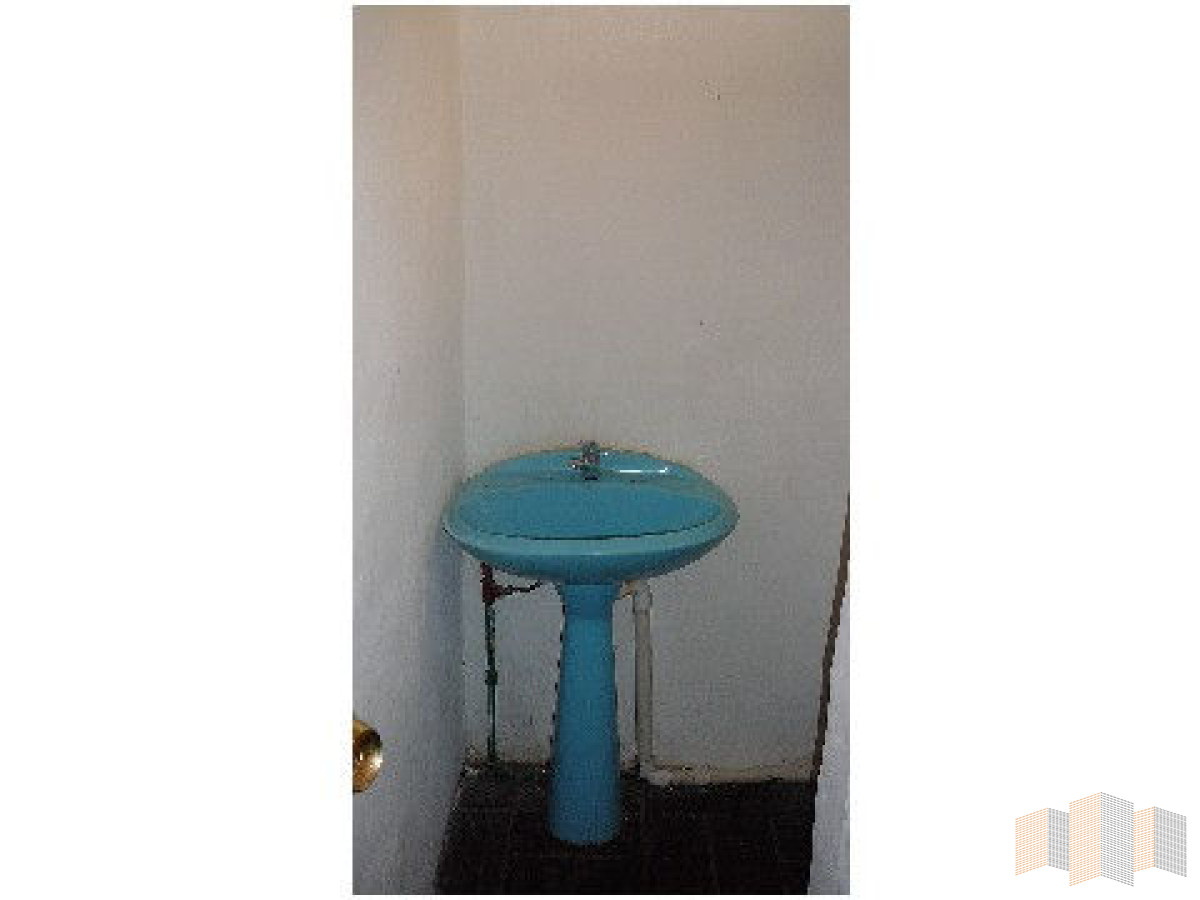 Local Comercial ID.3176 - Local en Punta del Este, Península