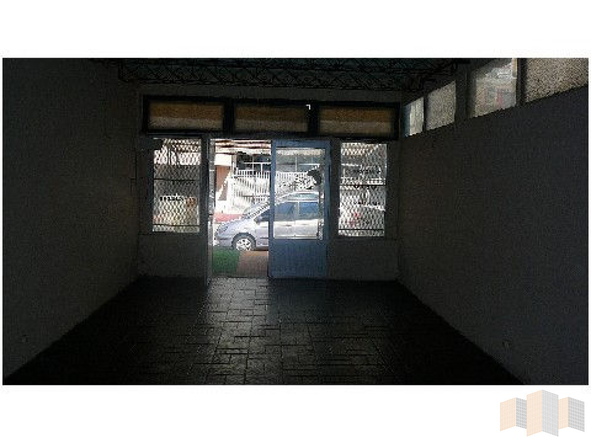 Local Comercial ID.3176 - Local en Punta del Este, Península