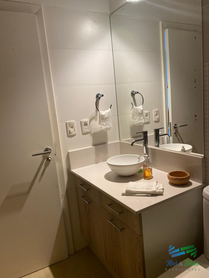 Apartamento ID.5071 - Excepcional apartamento de 2 dormitorios en venta