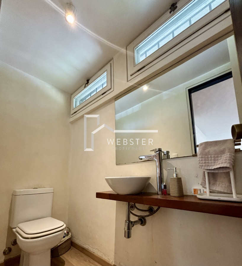 Casa ID.1912 - EXCEPCIONAL CASA EN VENTA DE 4 DORMITORIOS
