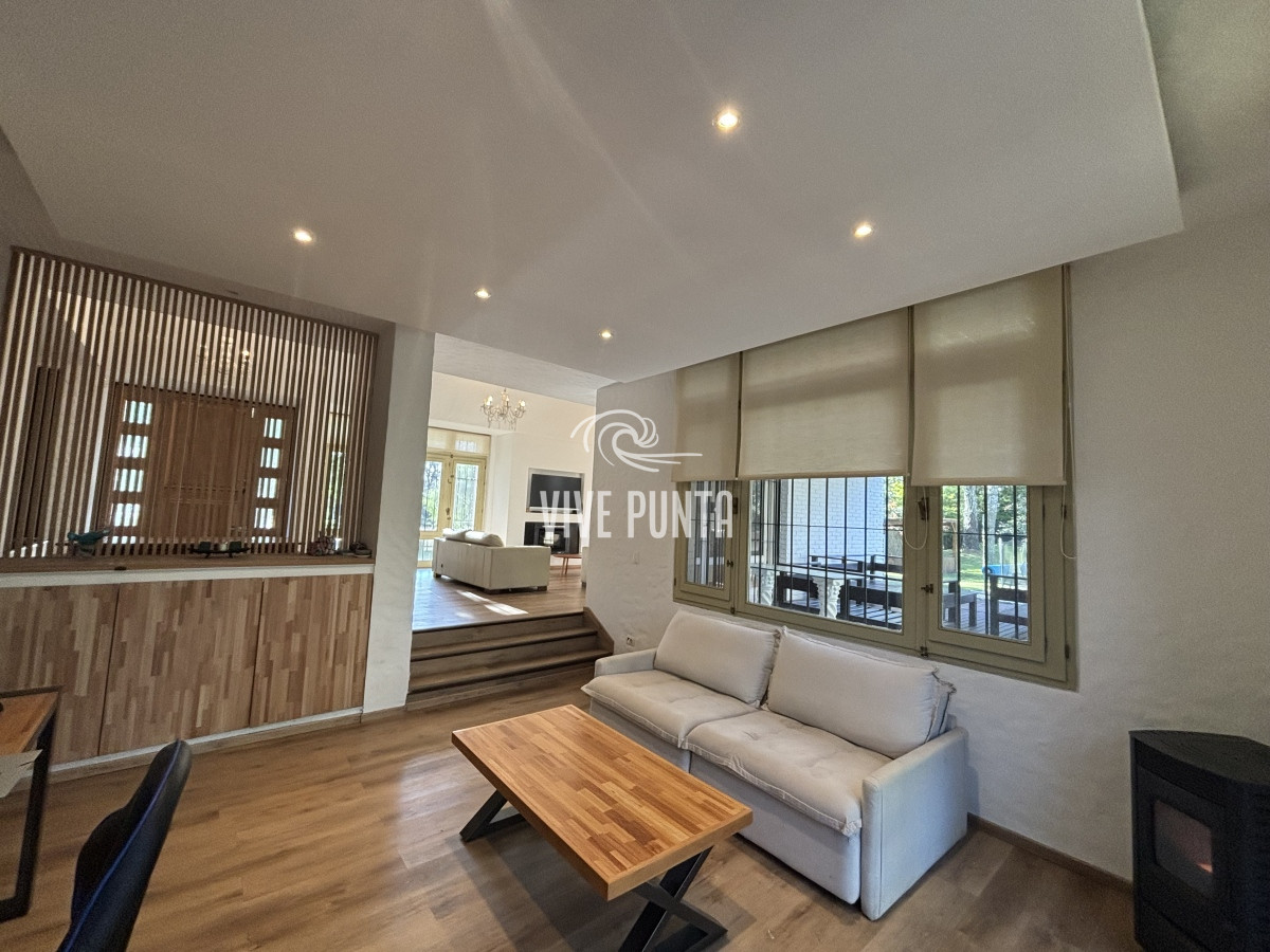 Casa ID.911 - EXCEPCIONAL CASA EN VENTA DE 4 DORMITORIOS