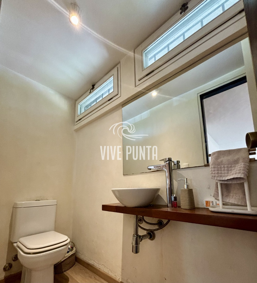 Casa ID.911 - EXCEPCIONAL CASA EN VENTA DE 4 DORMITORIOS