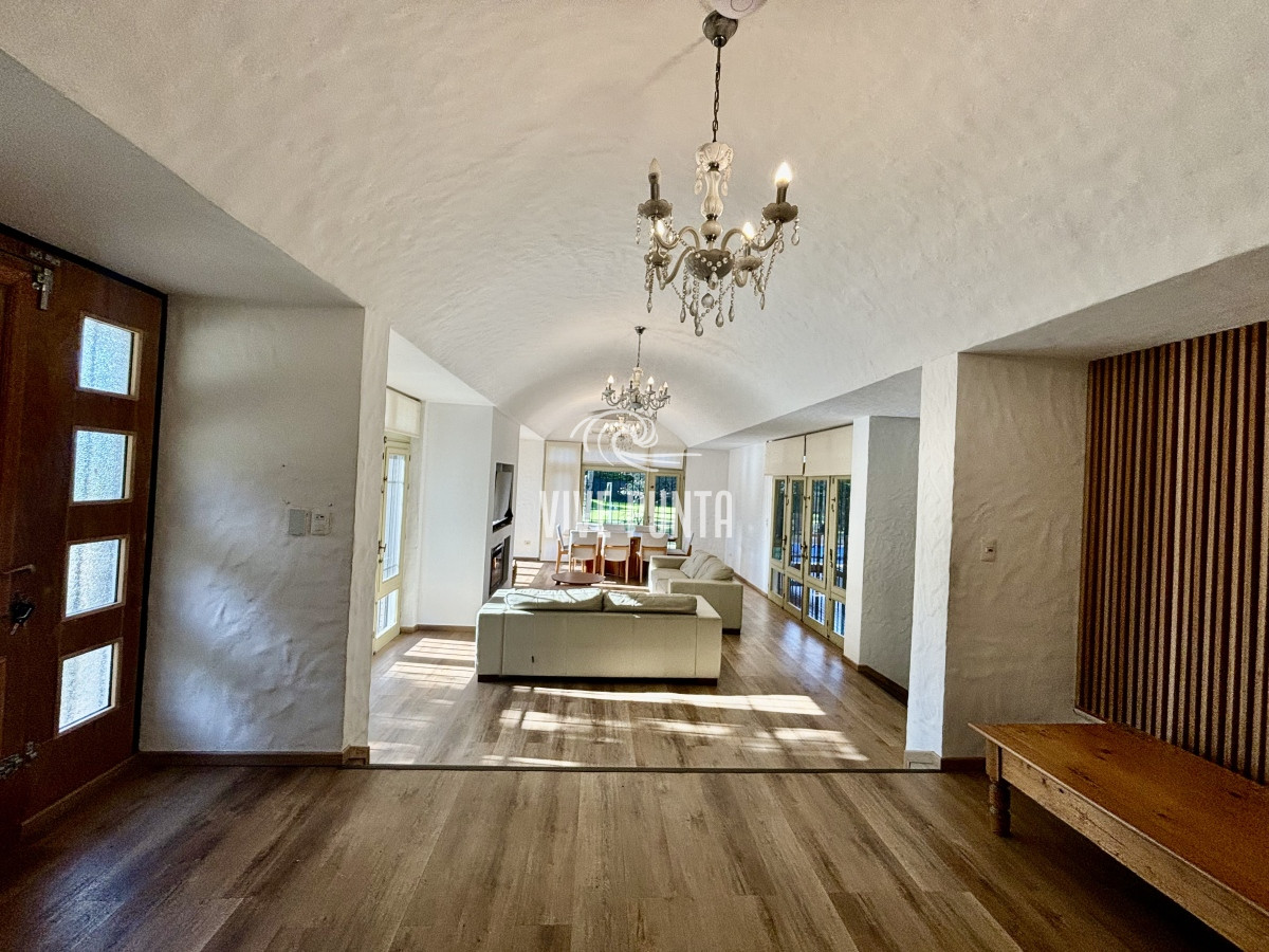 Casa ID.911 - EXCEPCIONAL CASA EN VENTA DE 4 DORMITORIOS