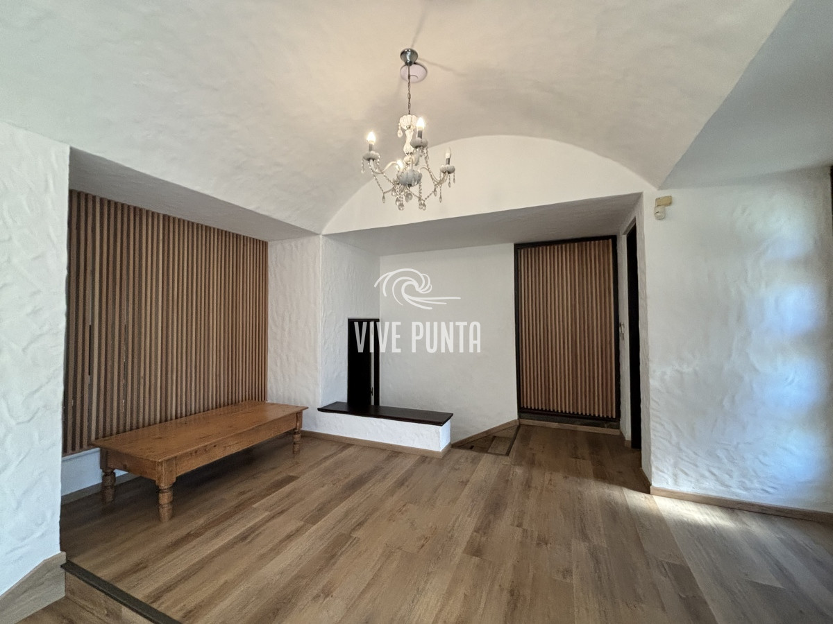 Casa ID.911 - EXCEPCIONAL CASA EN VENTA DE 4 DORMITORIOS