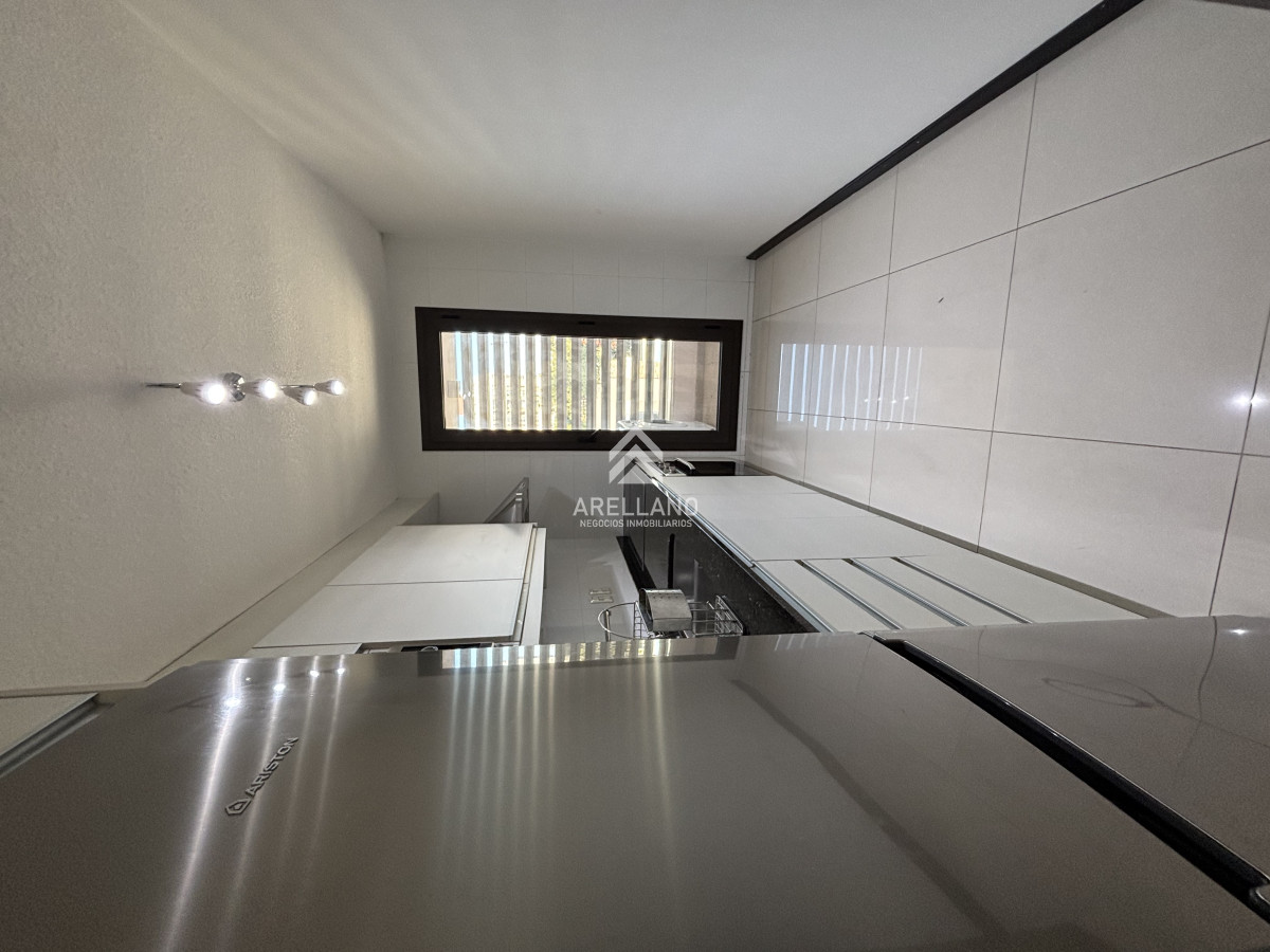 Apartamento ID.2927 - Venta apartamento 3 dormitorios Roosevelt 