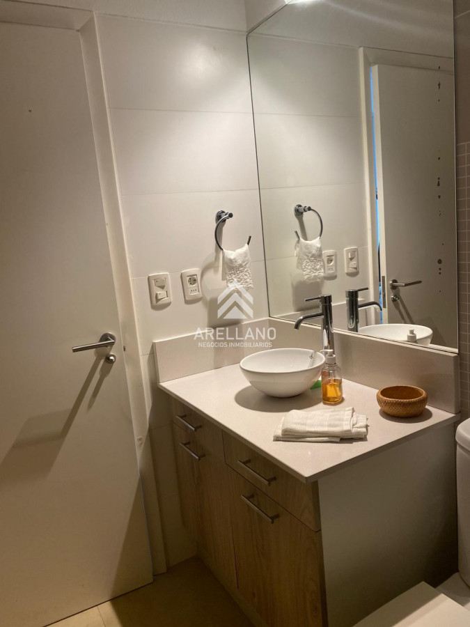 Apartamento ID.4243 - Excepcional apartamento de 2 dormitorios en venta